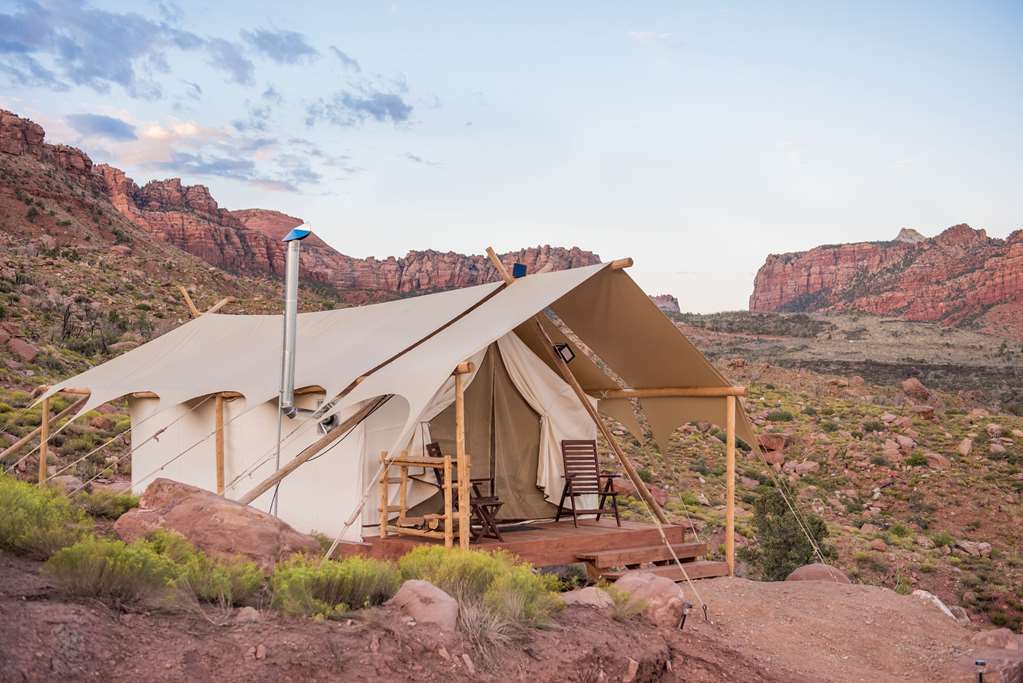 Under Canvas Zion Virgin Quarto foto